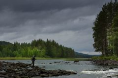 pêche en rivière en Laponie, Suède
